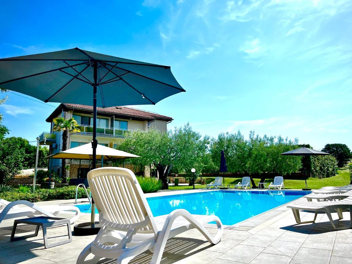 Pansion Margerita Bed & Breakfast Porec Exterior photo