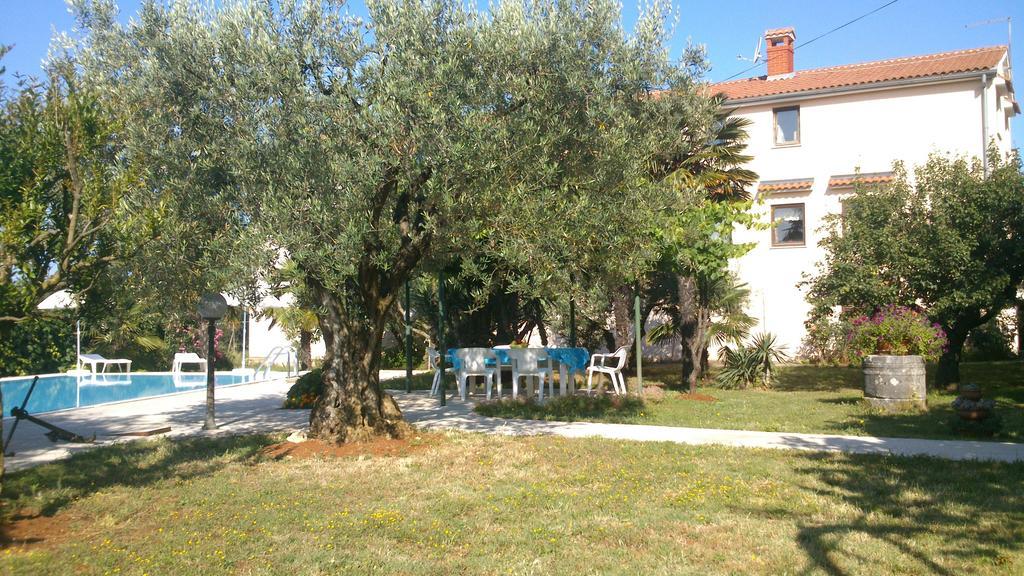 Pansion Margerita Bed & Breakfast Porec Exterior photo
