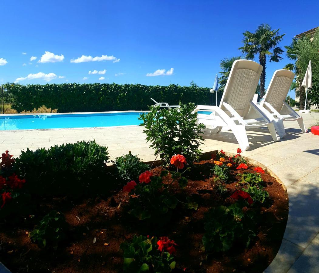 Pansion Margerita Bed & Breakfast Porec Exterior photo